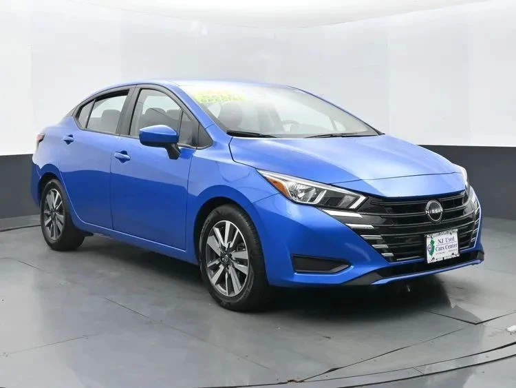 2023 Nissan Versa - Image 2 of 12
