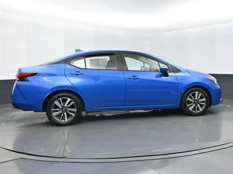 2023 Nissan Versa - Image 4 of 12