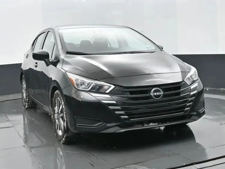 2023 Nissan Versa - Image 2 of 12