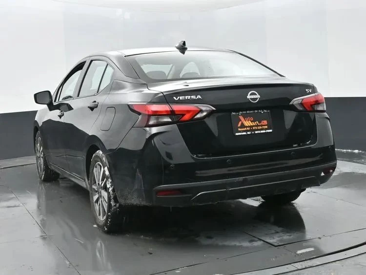 2023 Nissan Versa - Image 9 of 12