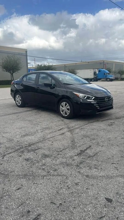 2023 Nissan Versa - Image 3 of 6