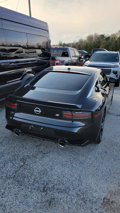 2023 Nissan Z - Image 2 of 6