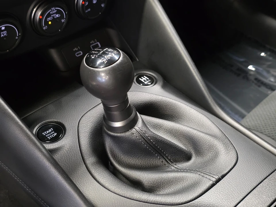 2023 Nissan Z 7th Gen - Image 26 of 31