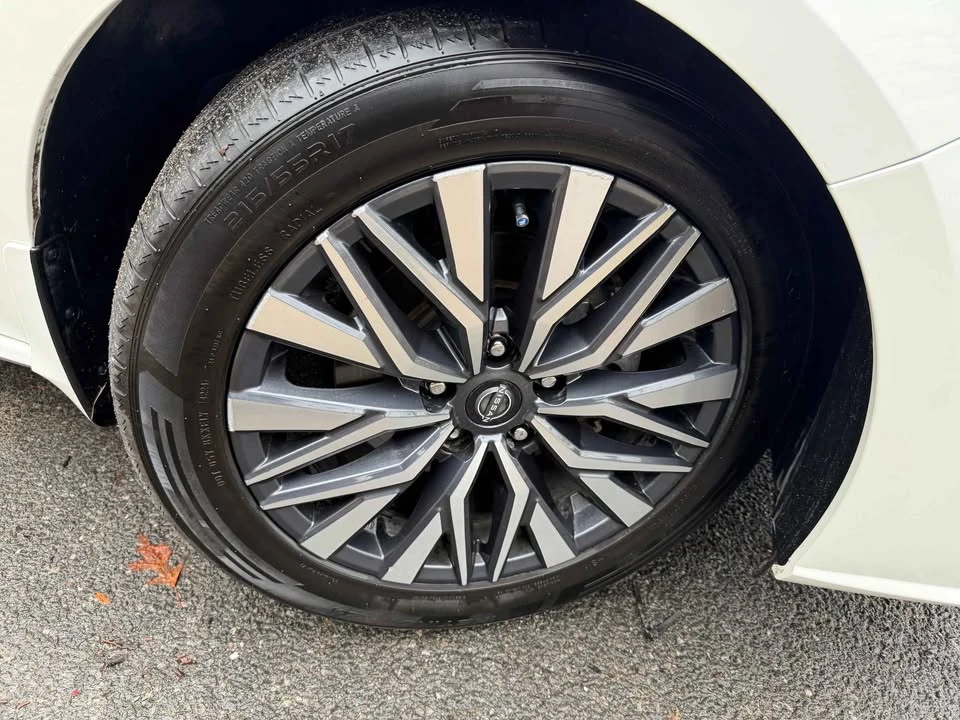 2023 Nissan Altima 6th Gen - Image 10 of 20