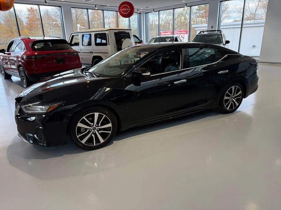 2023 Nissan Maxima 8th Gen - Image 2 of 6