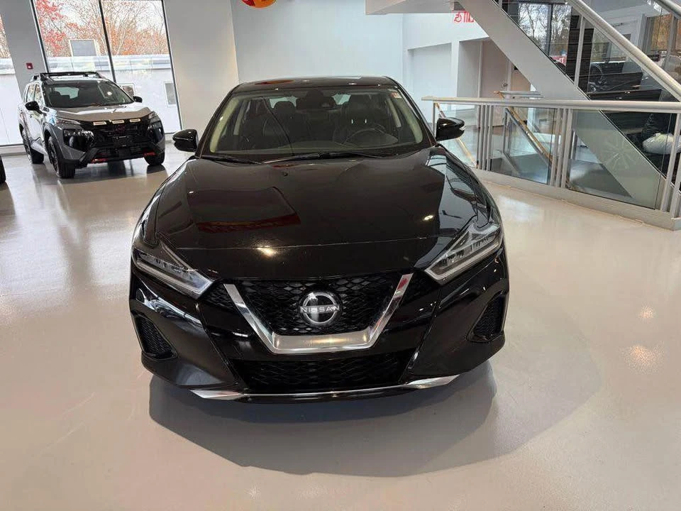 2023 Nissan Maxima 8th Gen - Image 5 of 6