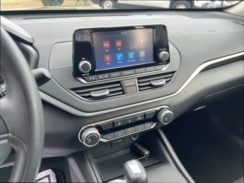 2023 Nissan Altima 6th Gen - Image 14 of 15