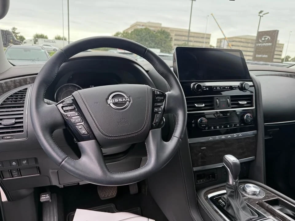 2023 Nissan Armada - Image 9 of 13