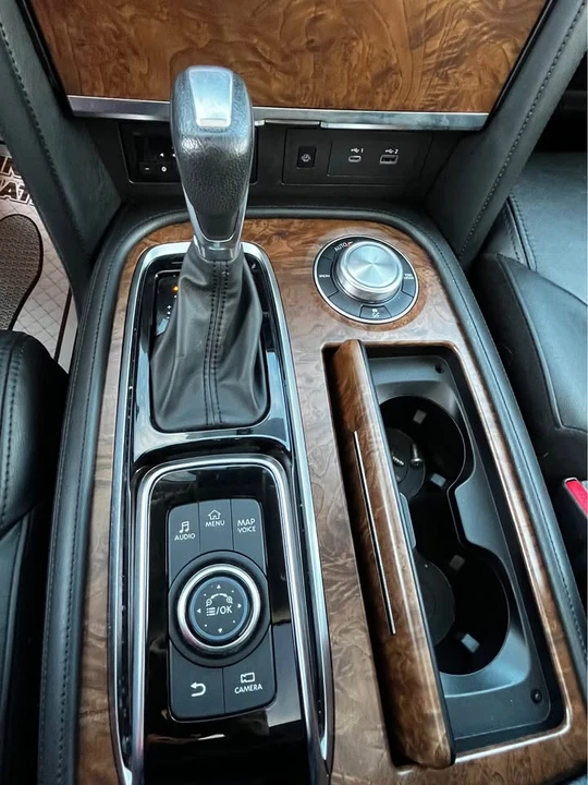 2023 Nissan Armada - Image 11 of 13