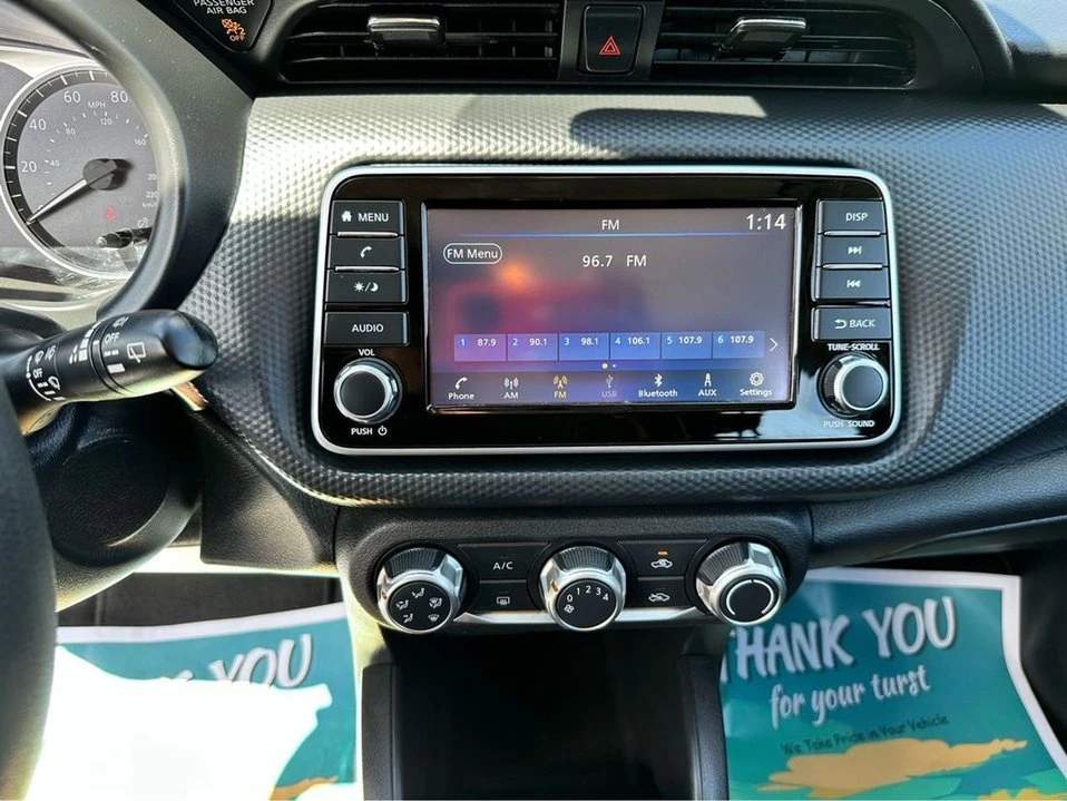 2023 Nissan Kicks - Image 17 of 20