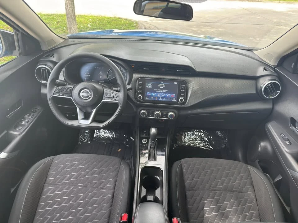 2023 Nissan Kicks - Image 4 of 8