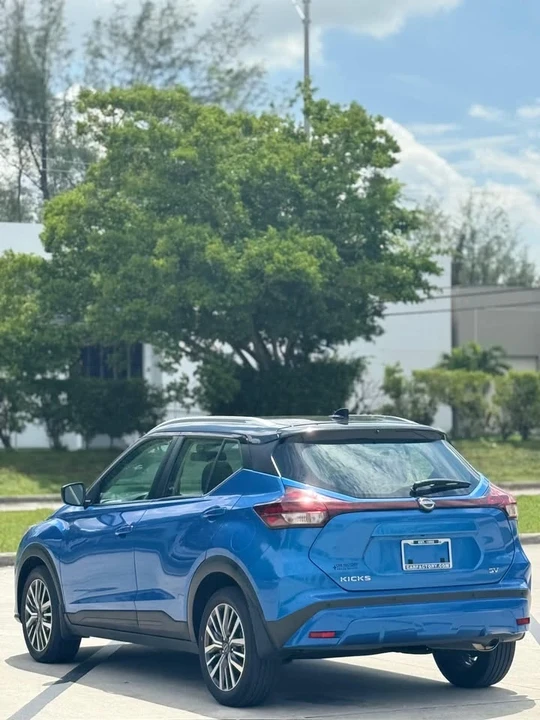 2023 Nissan Kicks - Image 7 of 9