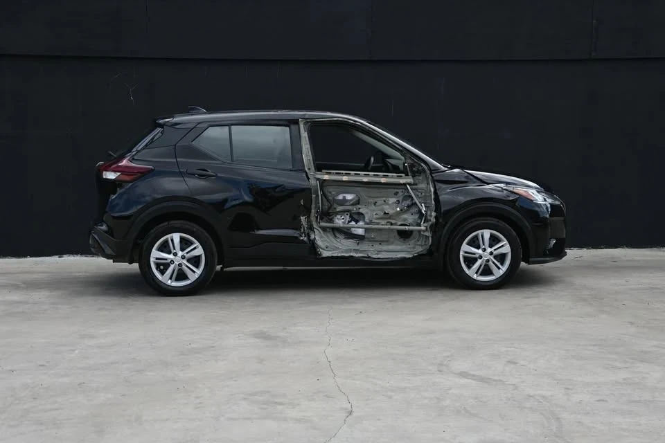 2023 Nissan Kicks - Image 7 of 19