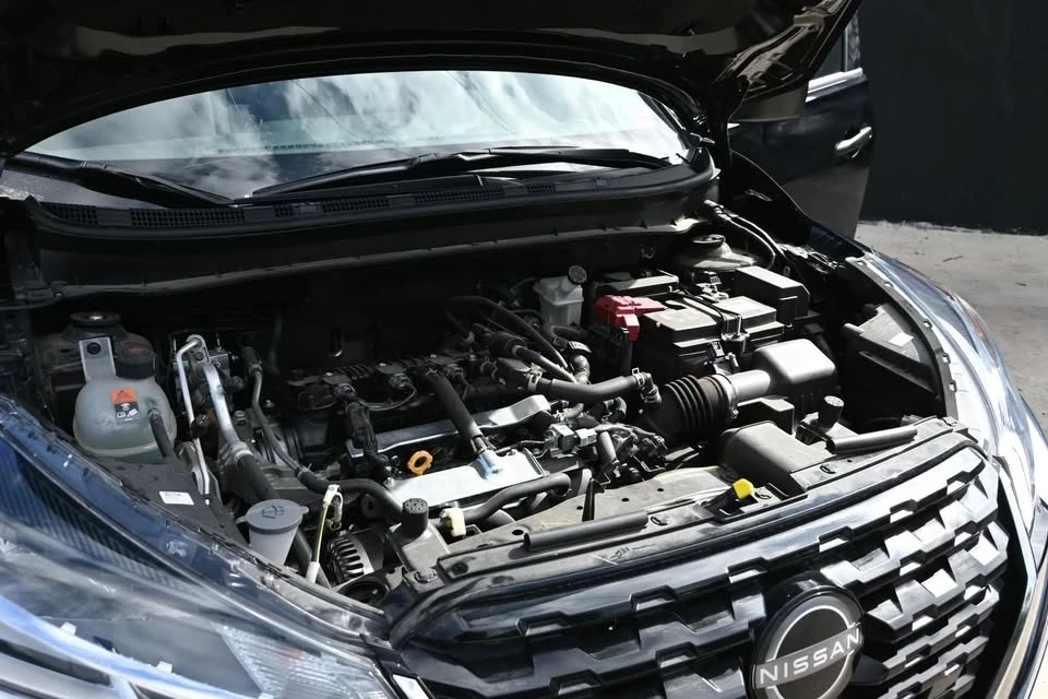 2023 Nissan Kicks - Image 18 of 19