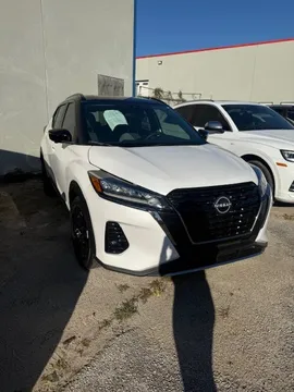2023 Nissan kicks