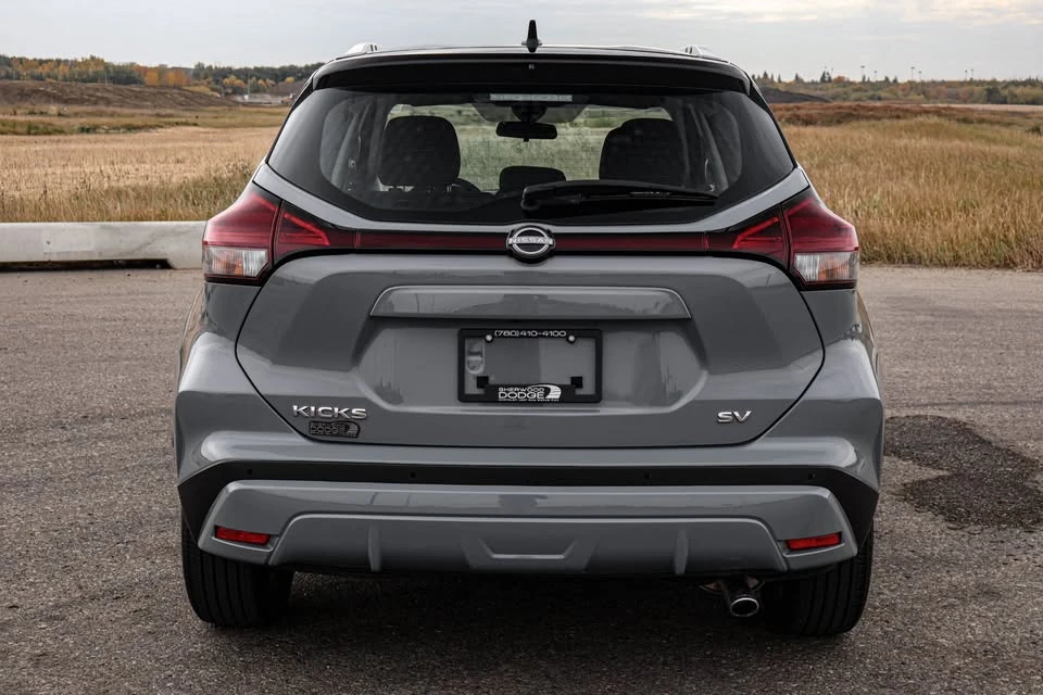2023 Nissan Kicks - Image 3 of 20