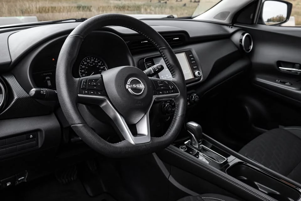 2023 Nissan Kicks - Image 10 of 20