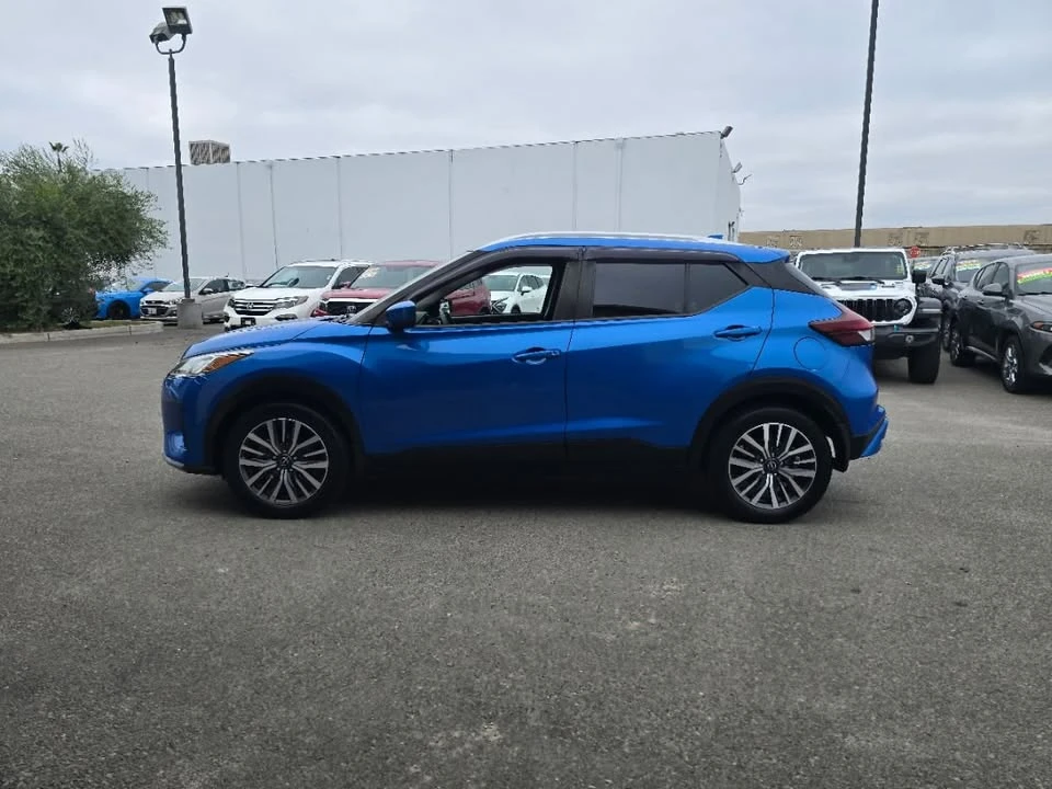 2023 Nissan Kicks - Image 4 of 18