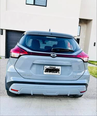 2023 Nissan Kicks - Image 2 of 4