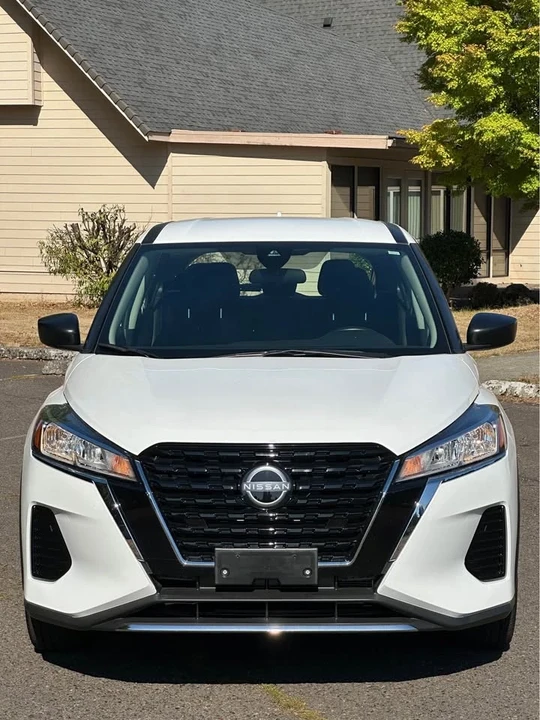 2023 Nissan Kicks - Image 3 of 15