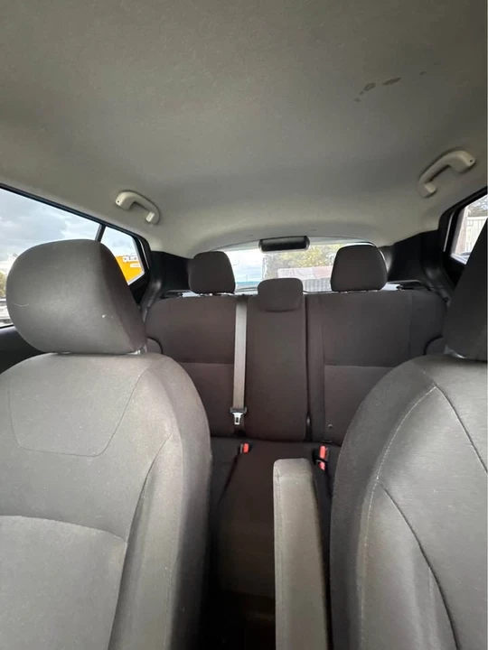 2023 Nissan Kicks - Image 8 of 9