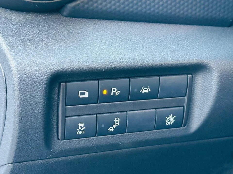 2023 Nissan Kicks - Image 5 of 12
