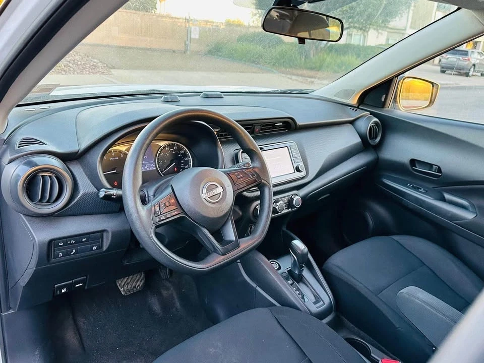 2023 Nissan Kicks - Image 8 of 12