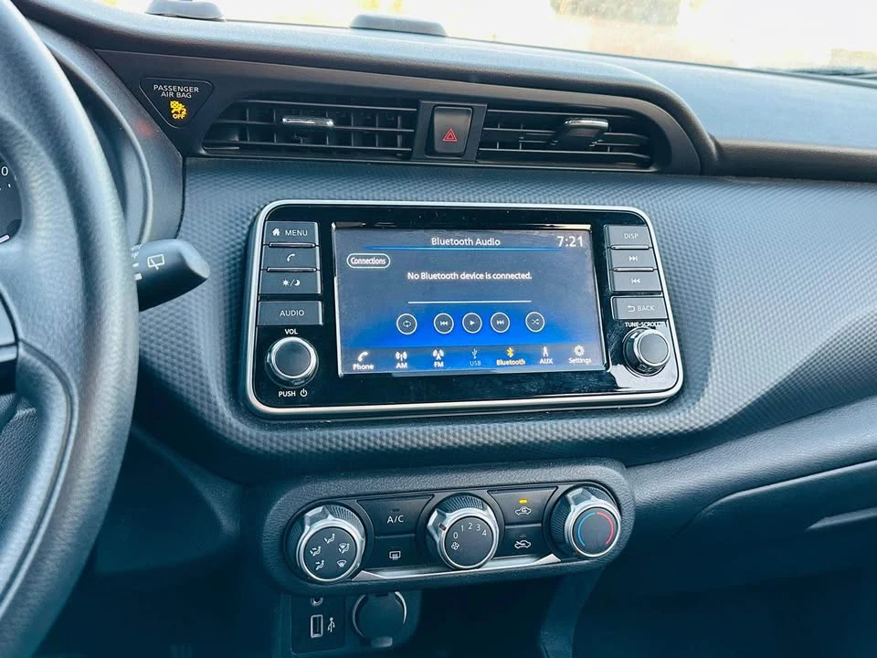 2023 Nissan Kicks - Image 8 of 15