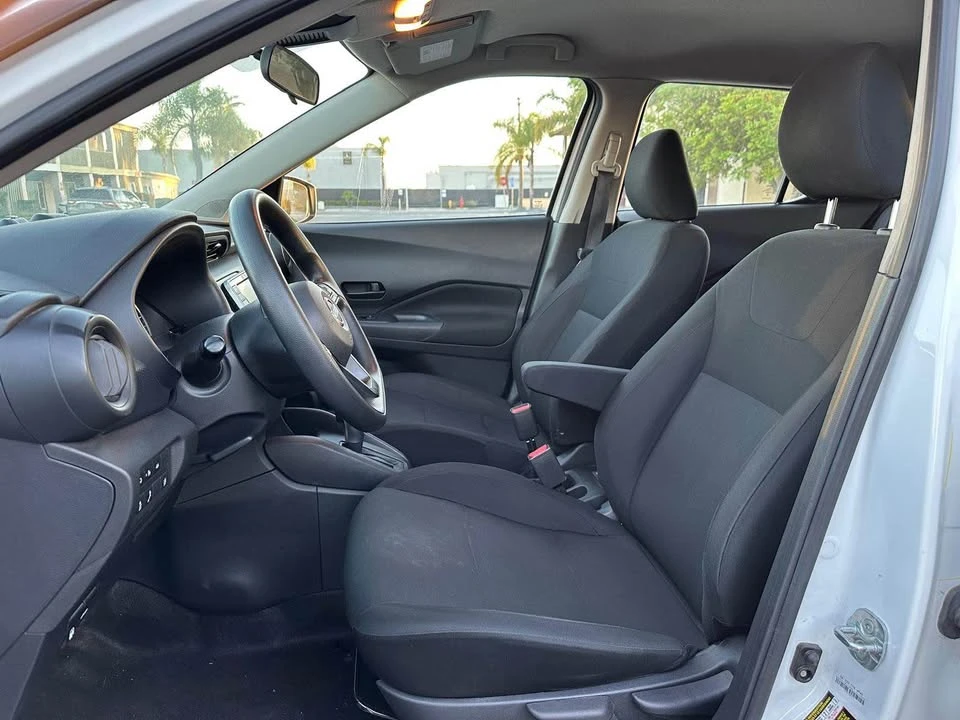 2023 Nissan Kicks - Image 13 of 15