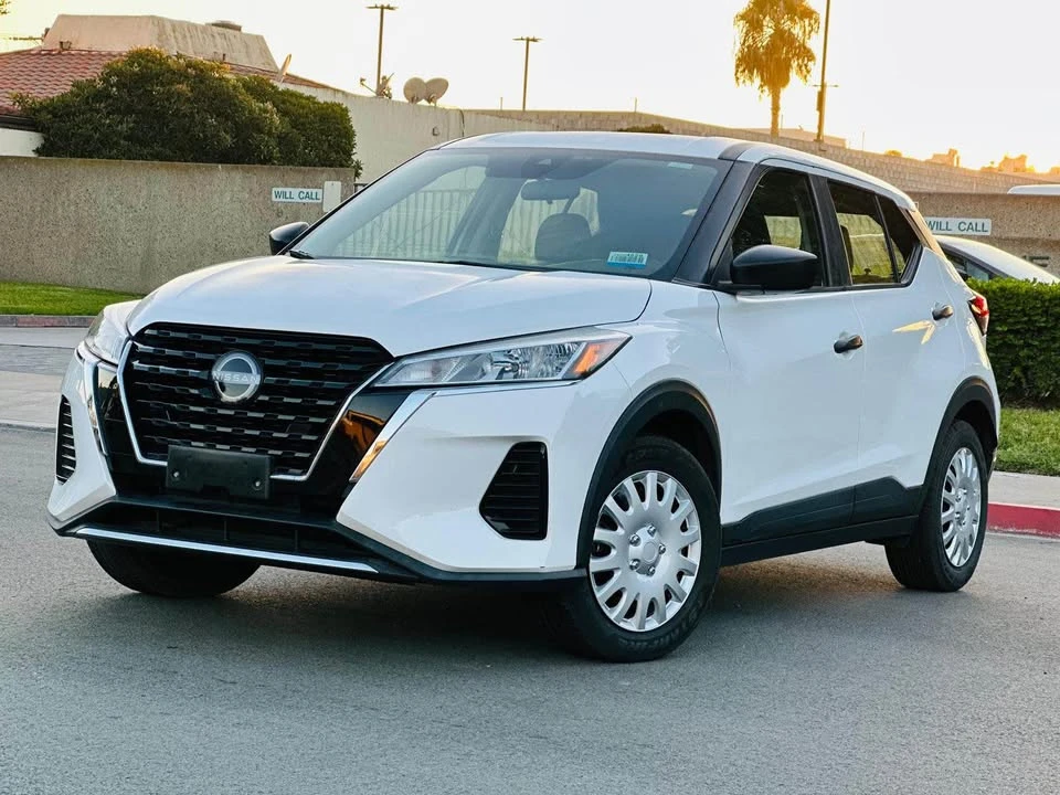 2023 Nissan Kicks - Image 15 of 15