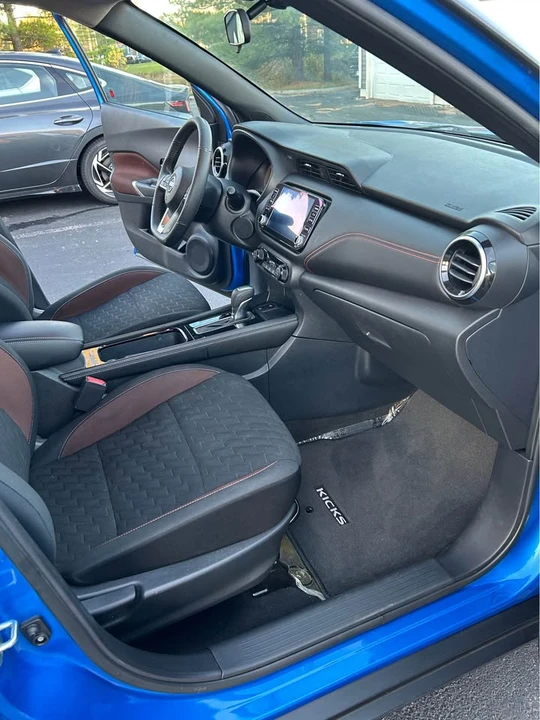 2023 Nissan Kicks - Image 10 of 14