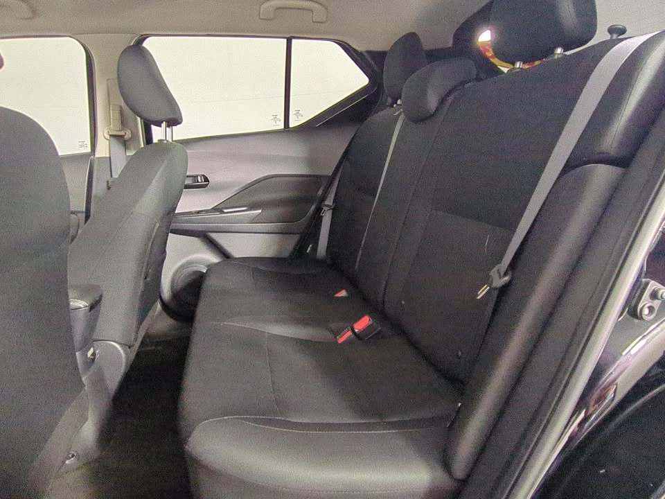 2023 Nissan Kicks - Image 8 of 14
