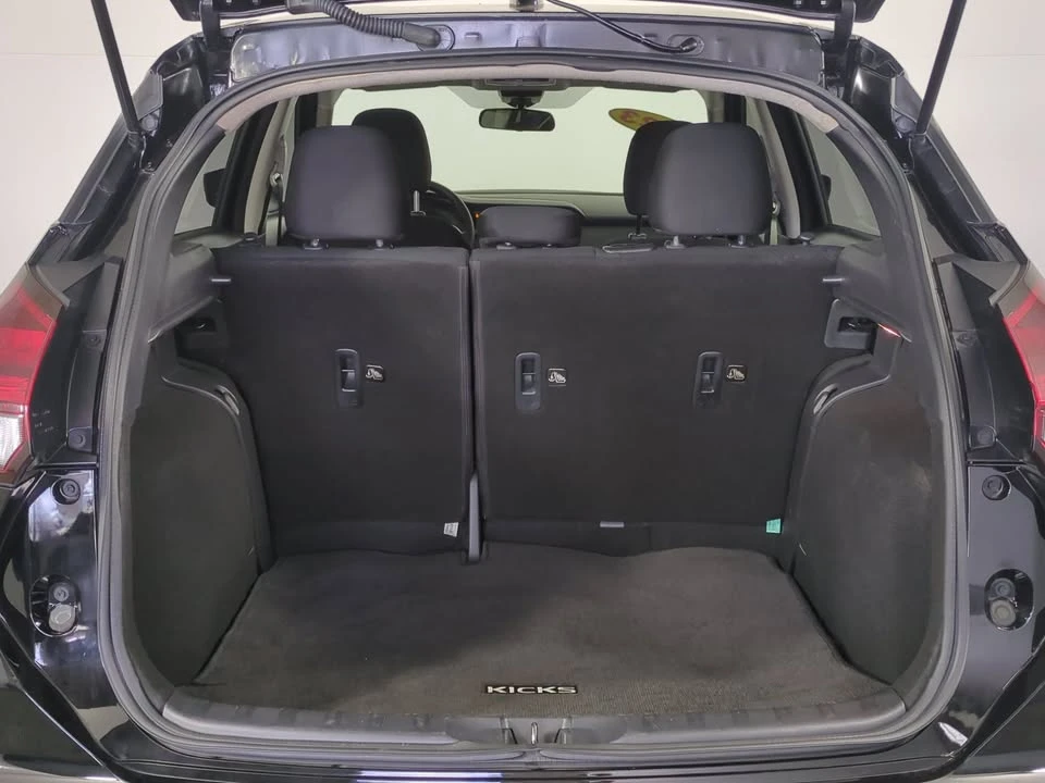 2023 Nissan Kicks - Image 7 of 14
