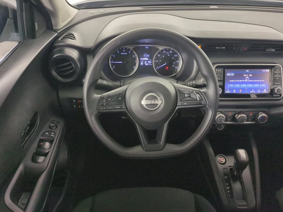 2023 Nissan Kicks - Image 10 of 14