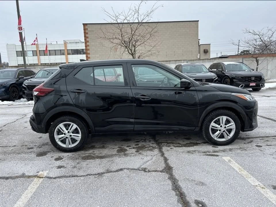 2023 Nissan Kicks - Image 3 of 13