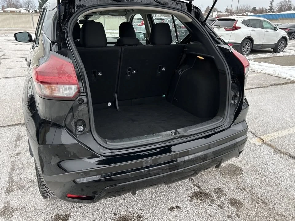 2023 Nissan Kicks - Image 13 of 13