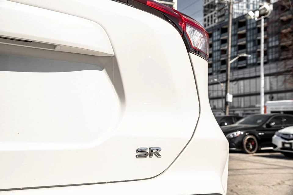 2023 Nissan Kicks - Image 8 of 19