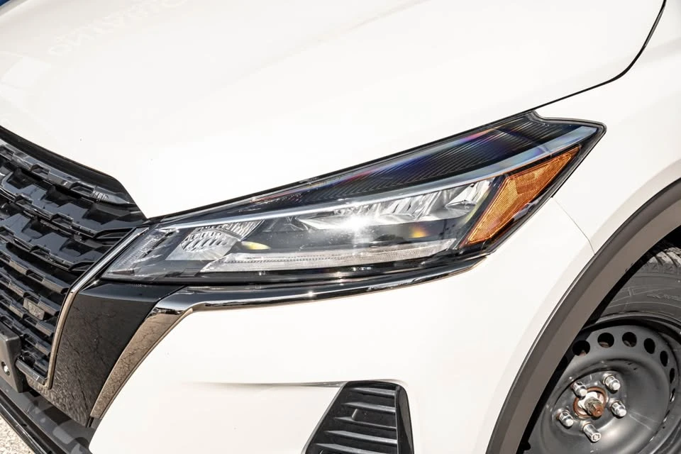 2023 Nissan Kicks - Image 4 of 20