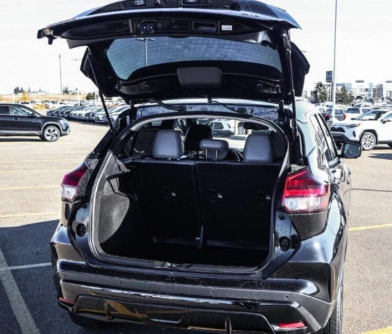 2023 Nissan Kicks - Image 8 of 8
