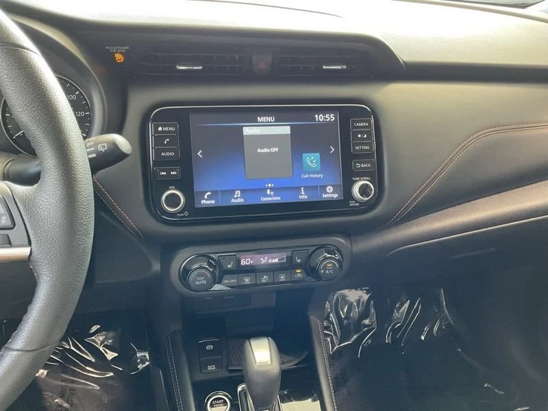 2023 Nissan Kicks - Image 15 of 20