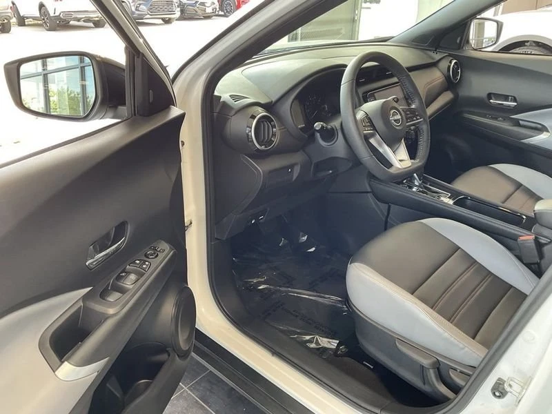 2023 Nissan Kicks - Image 9 of 20