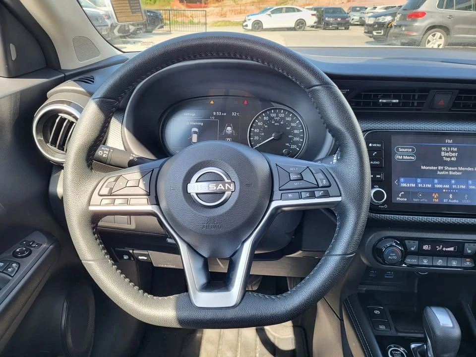 2023 Nissan Kicks - Image 10 of 13