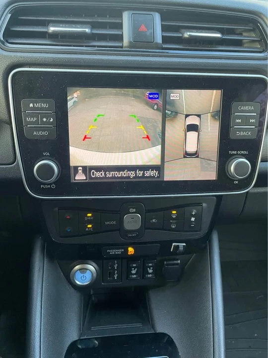 2023 Nissan Leaf - Image 10 of 14