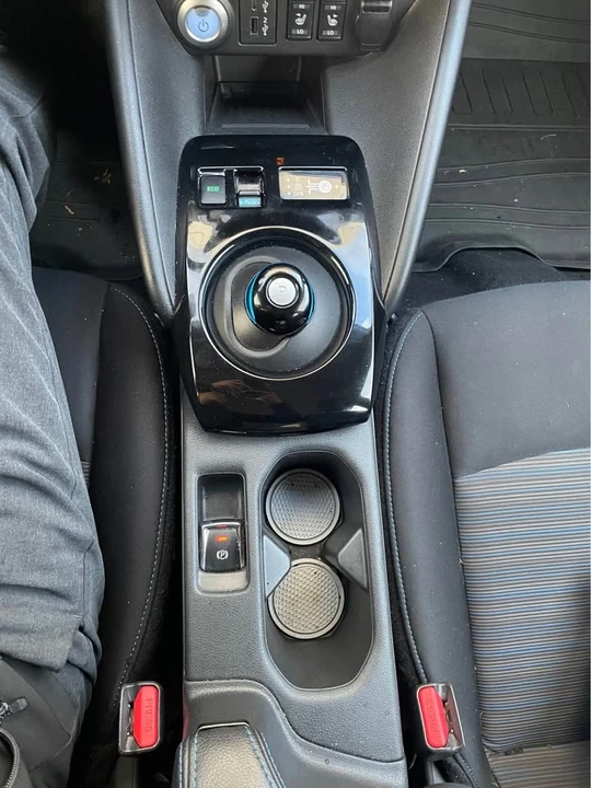 2023 Nissan Leaf - Image 11 of 14