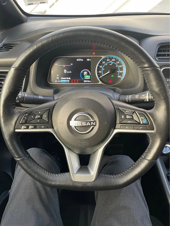 2023 Nissan Leaf - Image 13 of 14