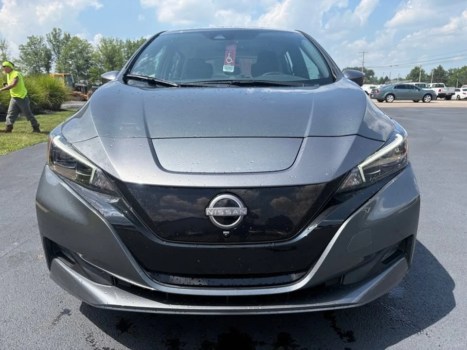 2023 Nissan Leaf - Image 13 of 15