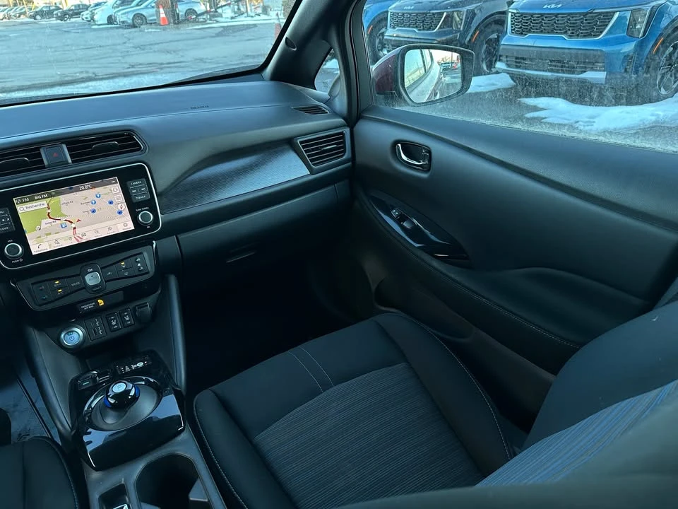 2023 Nissan Leaf - Image 6 of 9