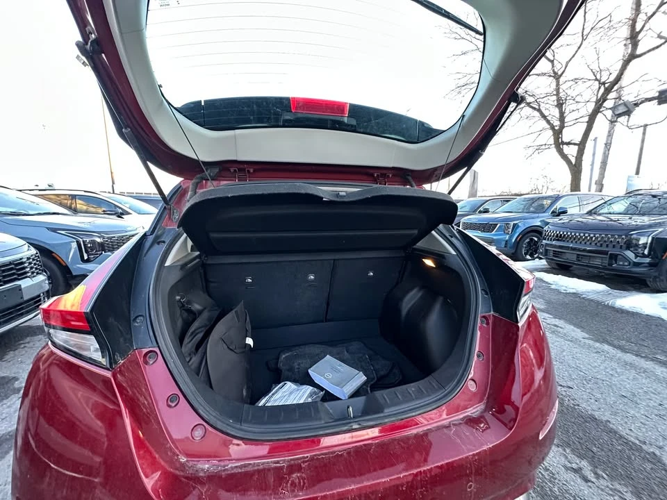 2023 Nissan Leaf - Image 3 of 9