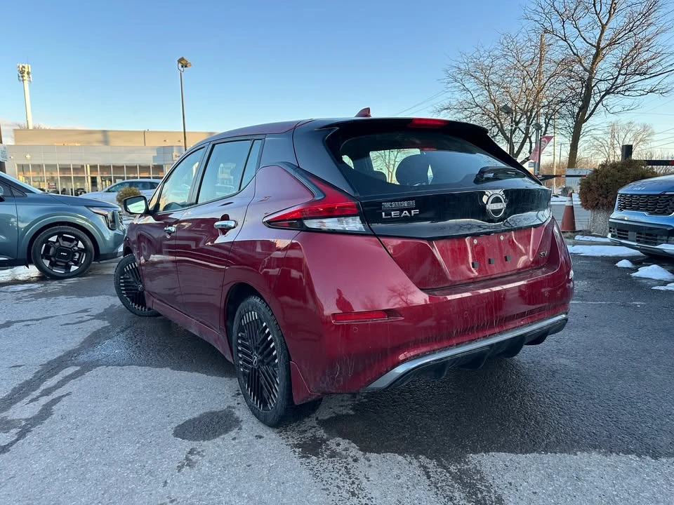 2023 Nissan Leaf - Image 2 of 9