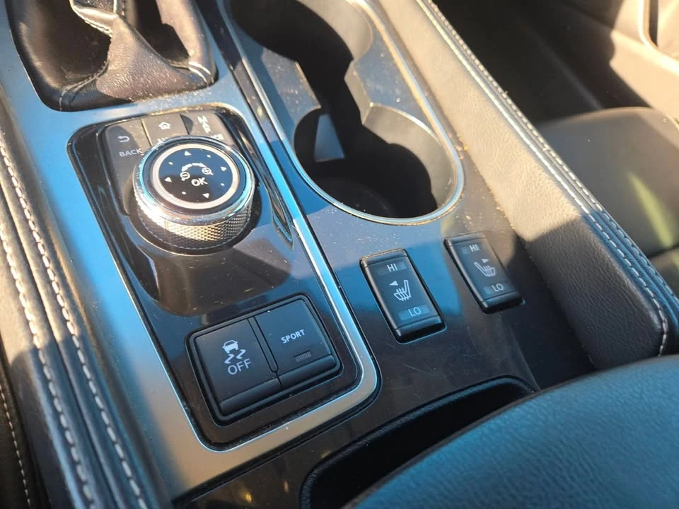 2023 Nissan Maxima 8th Gen - Image 15 of 20